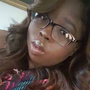 Meet your Posher, Bianca